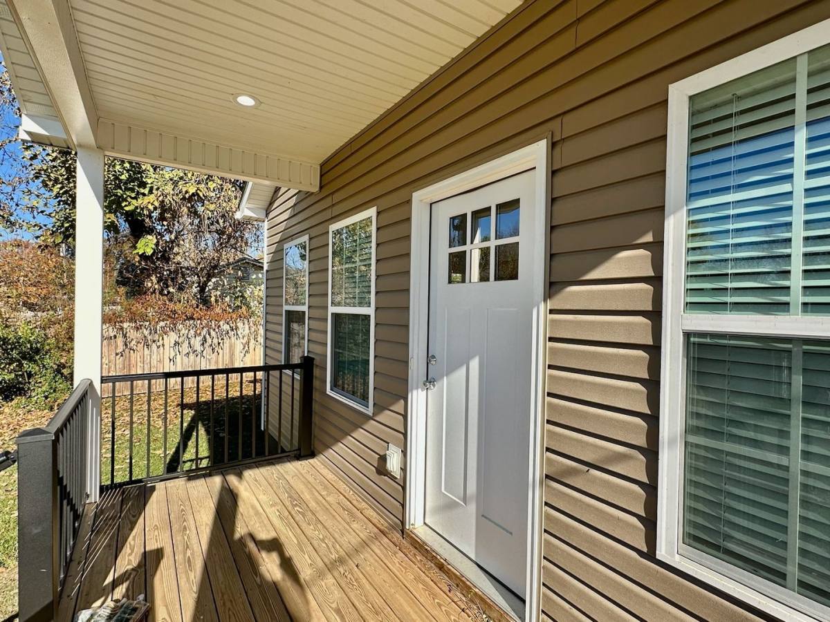 House for rent at 914 Hopson St, Johnson City, TN 37601