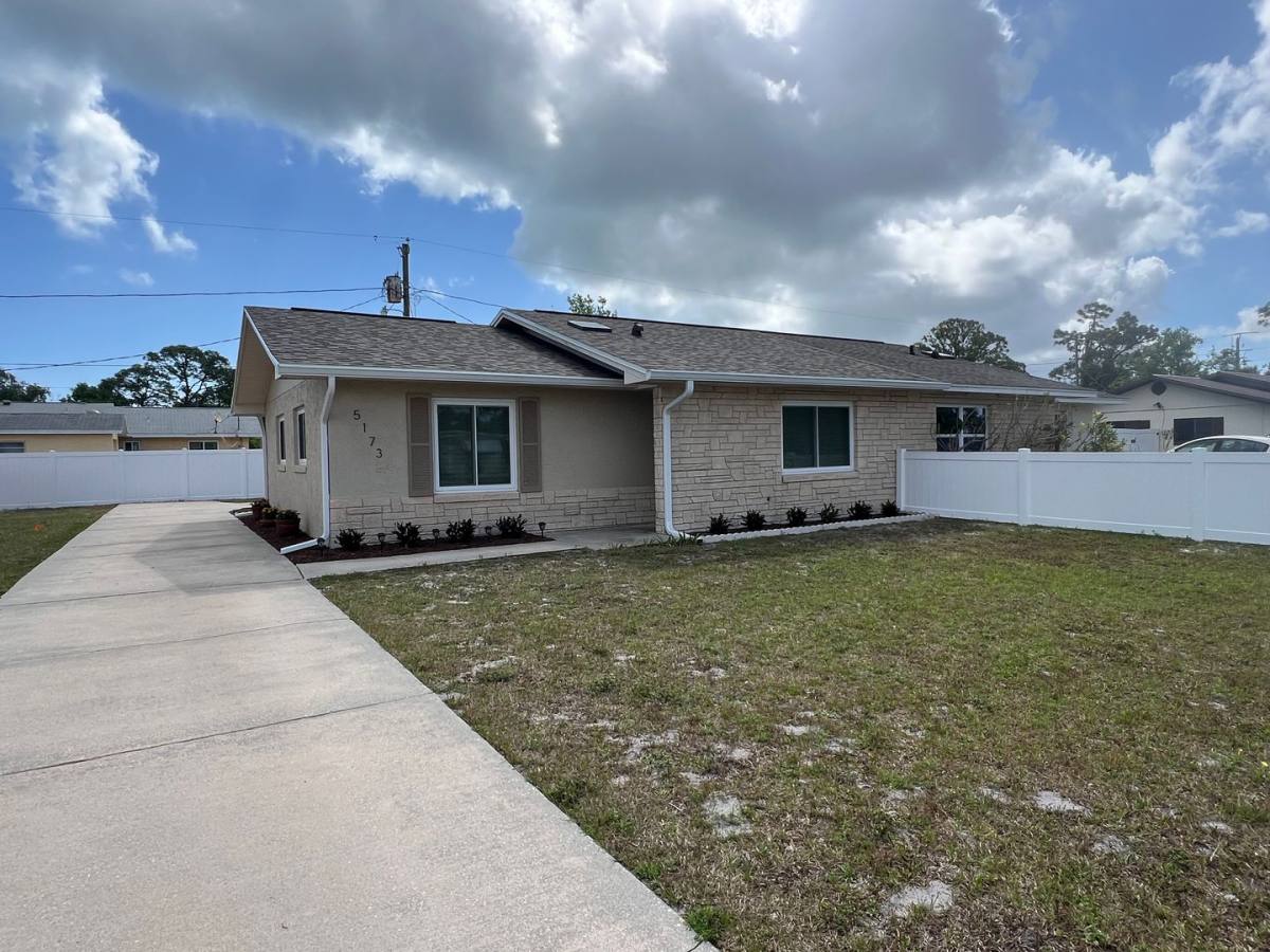 House for rent at 5173 Pineland Ave, Port Orange, FL 32127