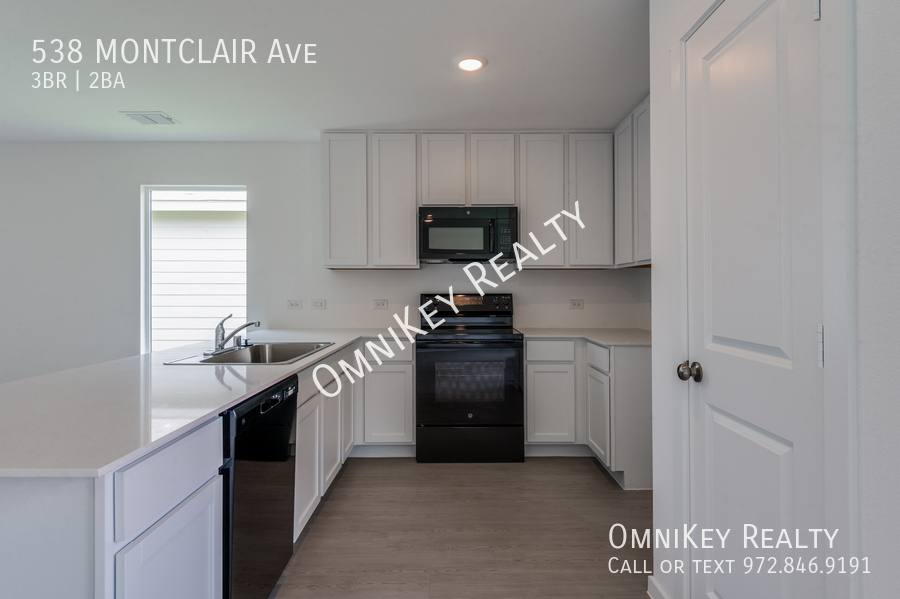House for rent at 538 Montclair Ave, Princeton, TX 75407