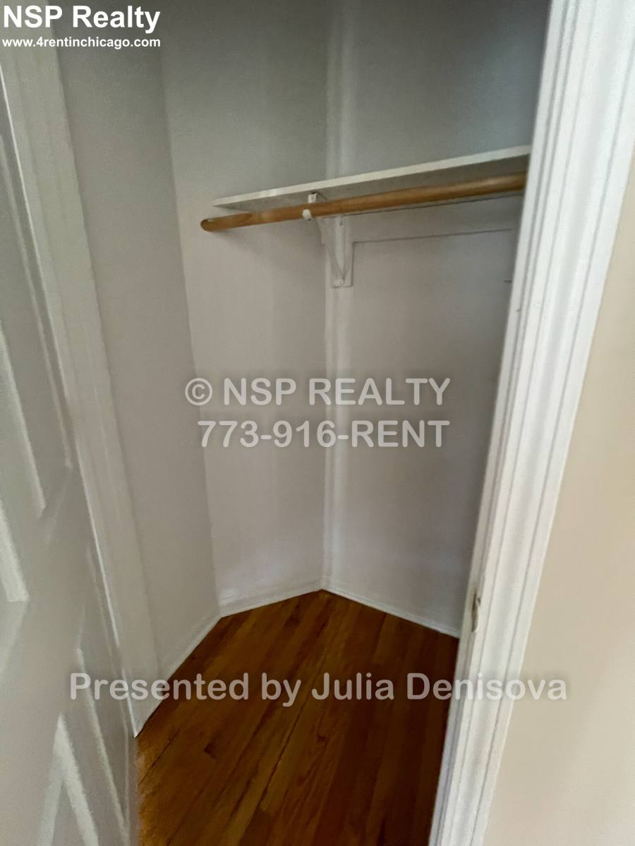 Apartment for rent at 6341 N Magnolia #A1, Chicago, IL 60660