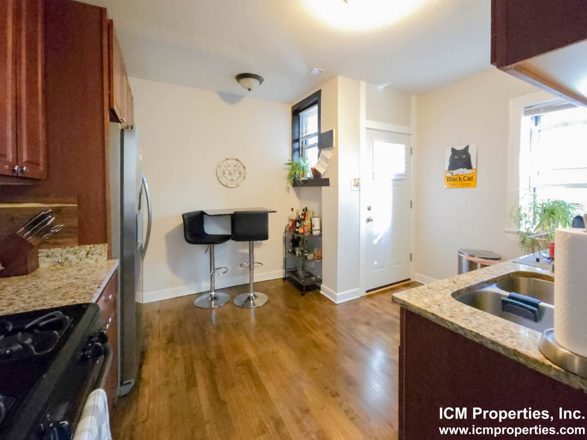 Apartment for rent at 5073 N Wolcott #2, Chicago, IL 60640