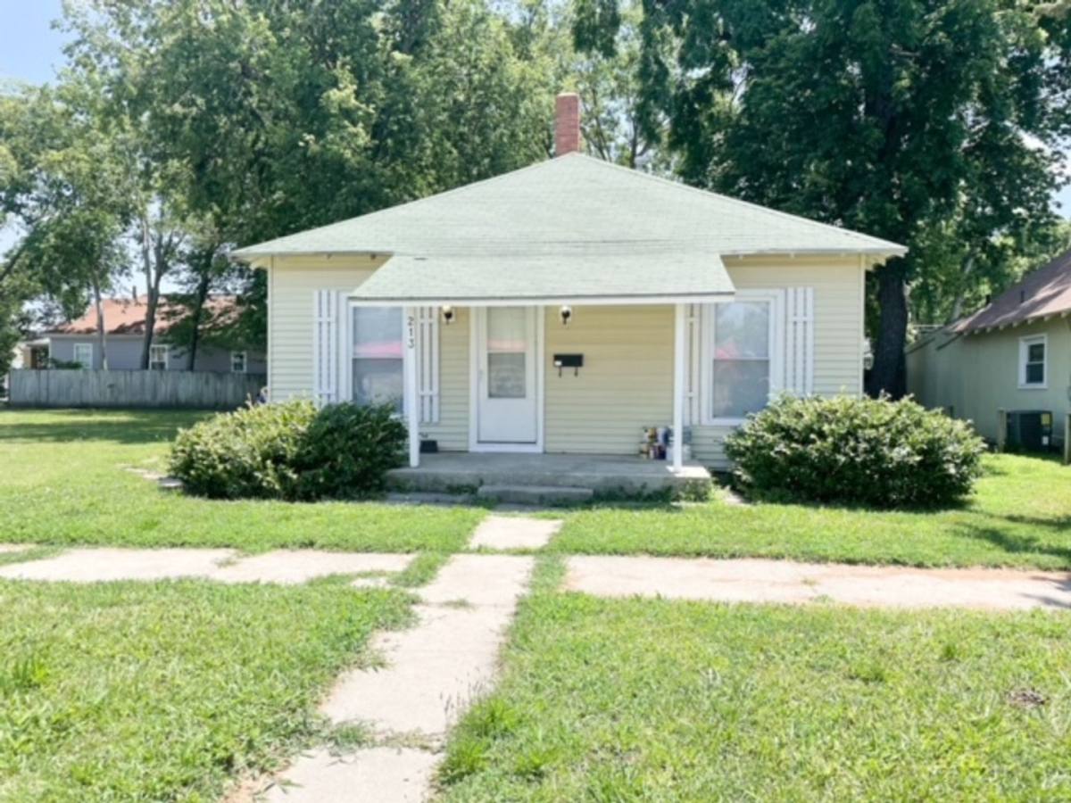 House for rent at 213 W 10th St, Junction City, KS 66441