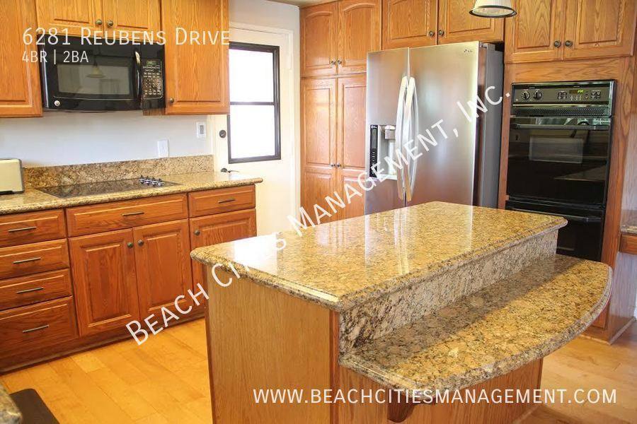 House for rent at 6281 Reubens Dr, Huntington Beach, CA 92647