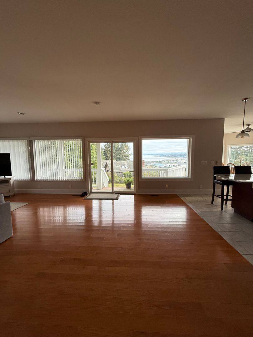 House for rent at 63438 Shore Edge Dr, Coos Bay, OR 97420
