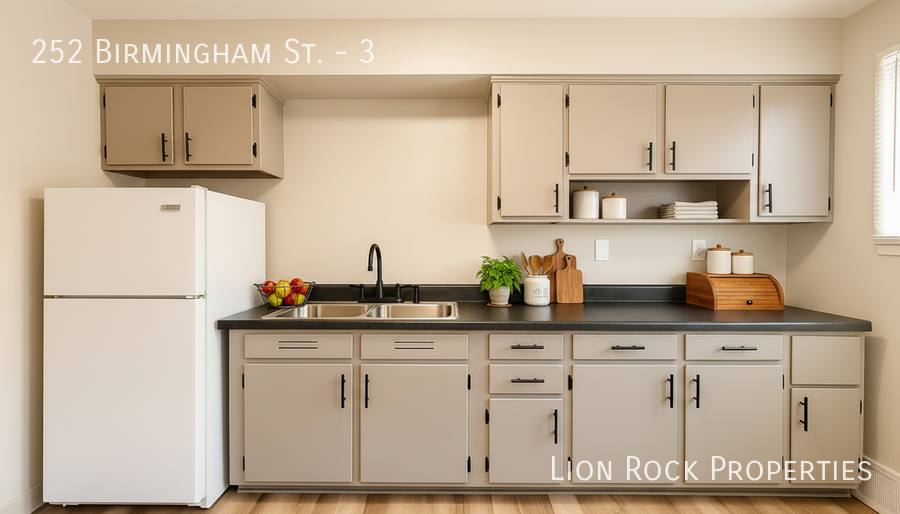 Apartment for rent at 252 Birmingham St #3, Saint Paul, MN 55106