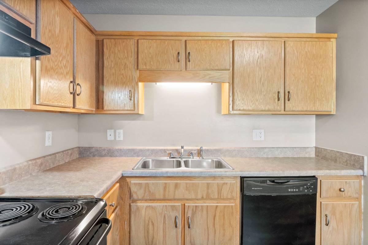 Apartment for rent at 375 Peabody Dr, Clarksville, TN 37042
