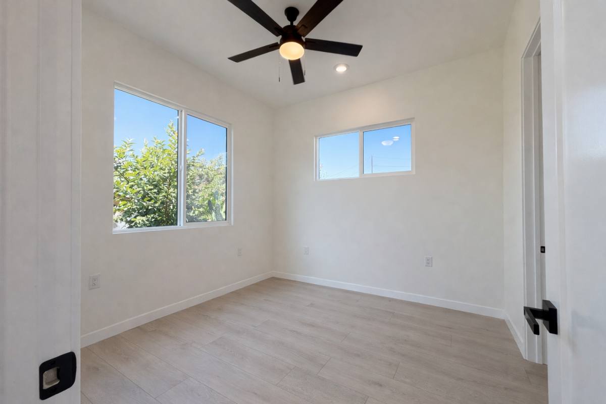 Apartment for rent at 5527-33 Olvera Ave, San Diego, CA 92114