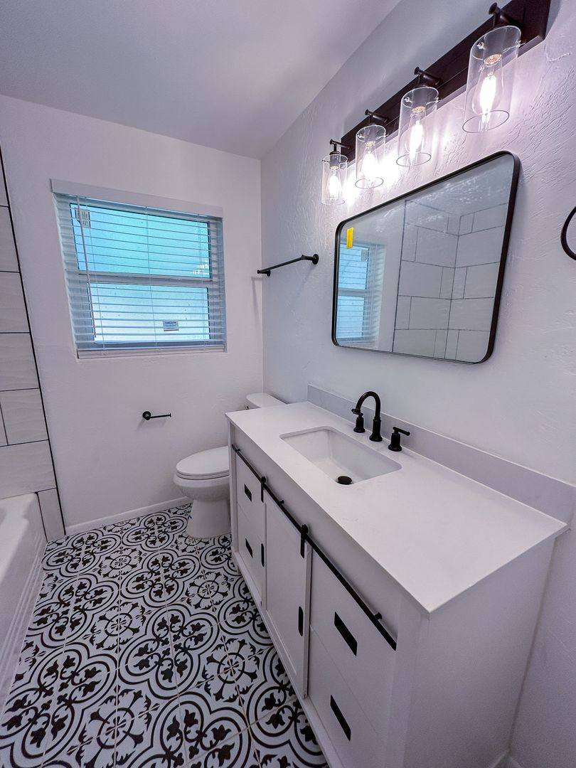 Apartment for rent at 414 SE 8th St #G, Gainesville, FL 32601