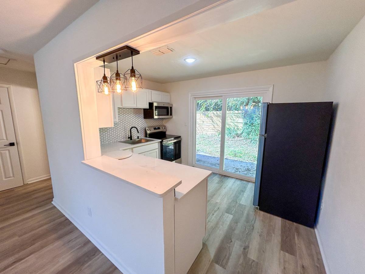 Apartment for rent at 414 SE 8th St #G, Gainesville, FL 32601
