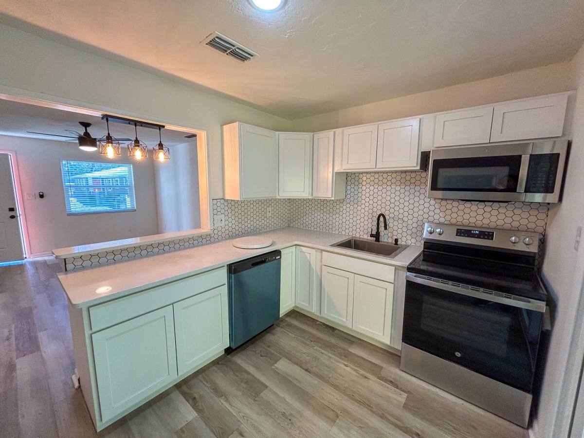 Apartment for rent at 414 SE 8th St #G, Gainesville, FL 32601