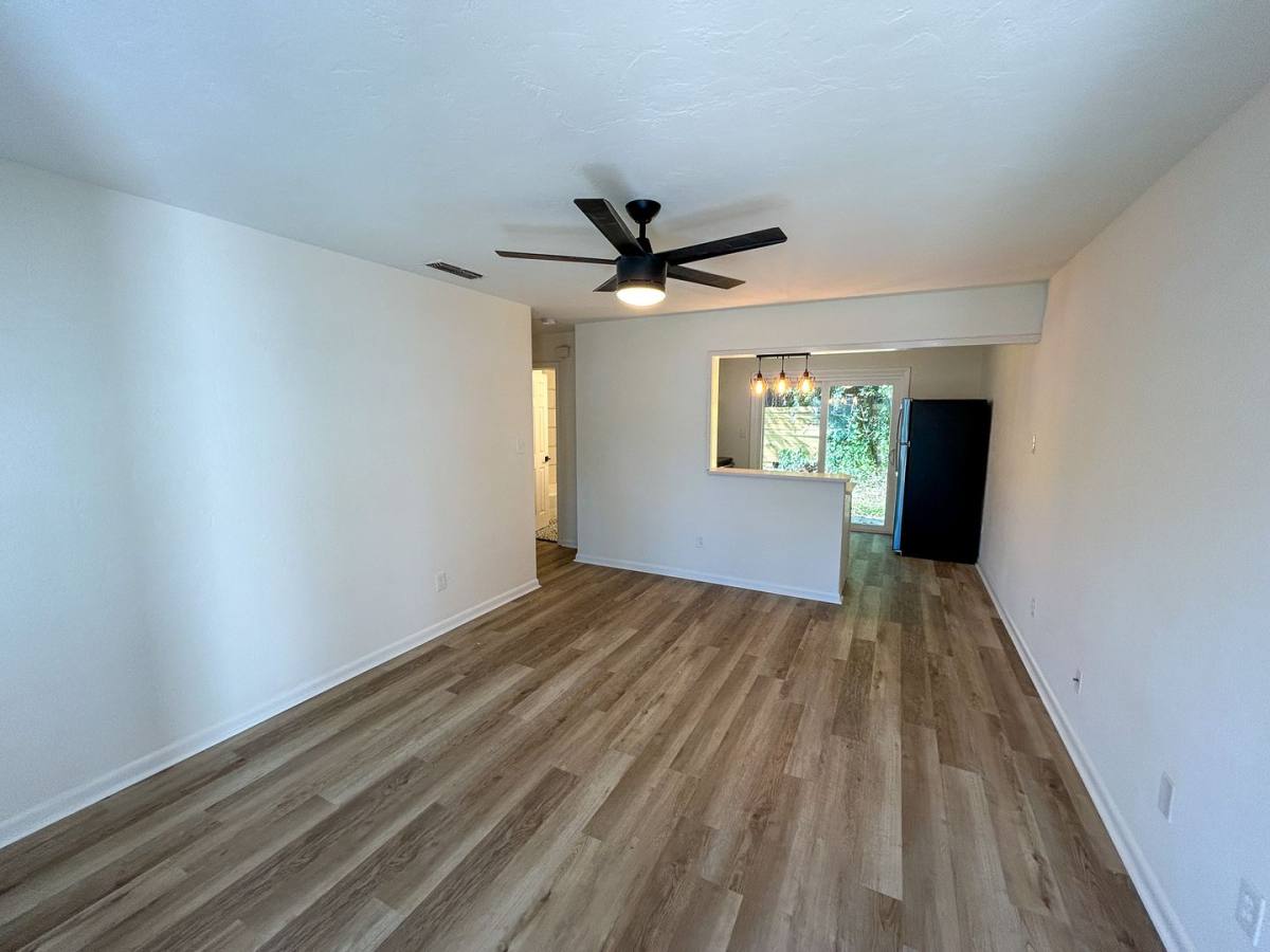 Apartment for rent at 414 SE 8th St #G, Gainesville, FL 32601