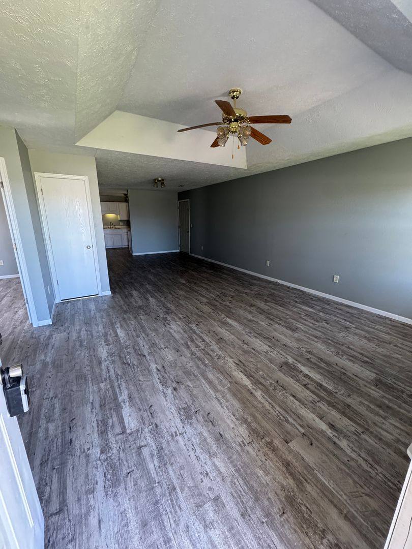 Apartment for rent at 640 - 642 Morgan St, Bolivar, MO 65613