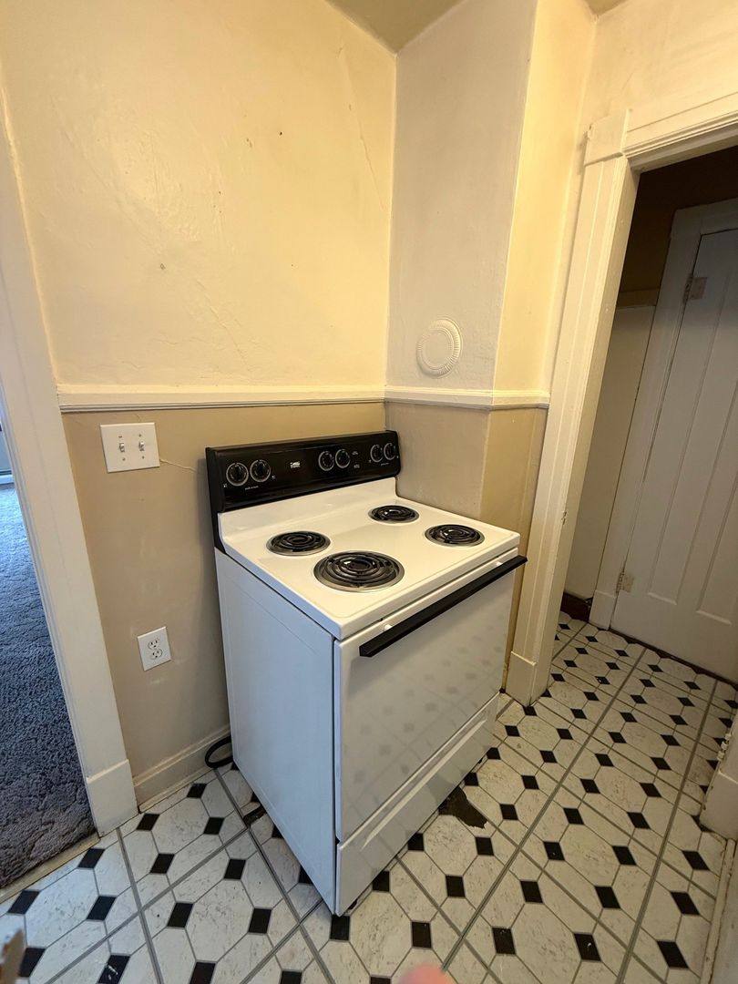 Apartment for rent at 842 S Durbin, Casper, WY 82601