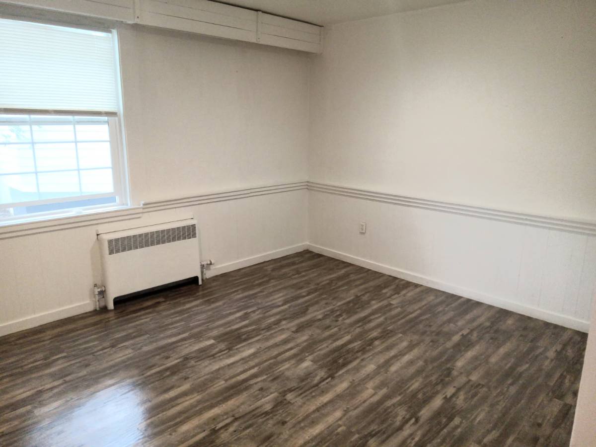 Apartment for rent at 260 W Antelope Dr #6, Clearfield, UT 84015