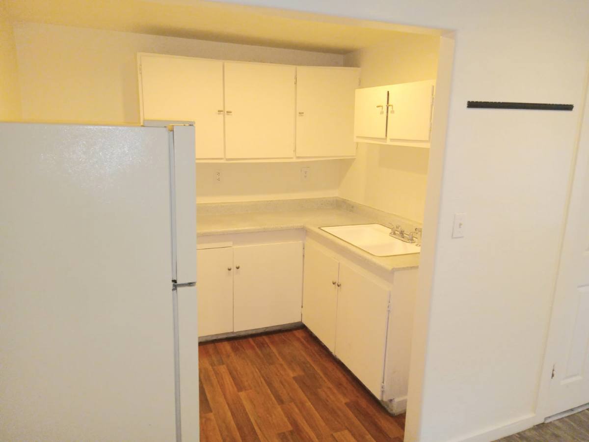 Apartment for rent at 260 W Antelope Dr #6, Clearfield, UT 84015