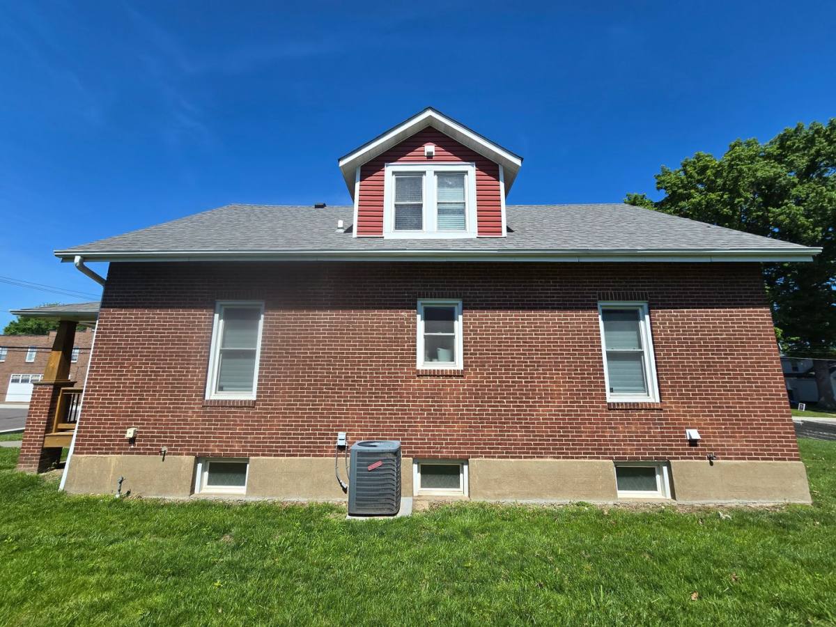 House for rent at 715 W 2nd St, Washington, MO 63090