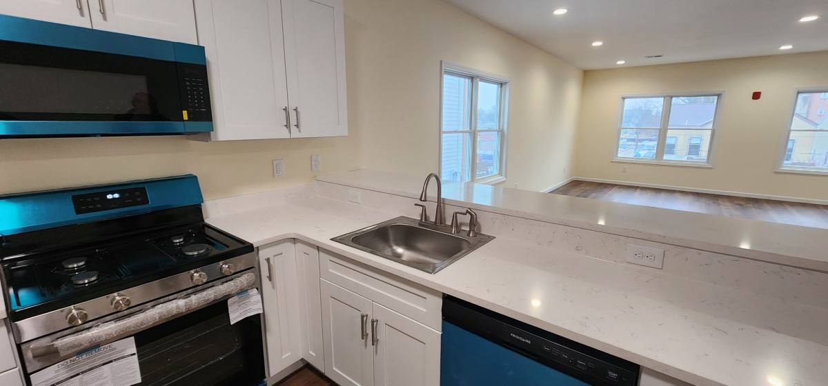 Apartment for rent at 431 Morris Ave, Elizabeth, NJ 07208