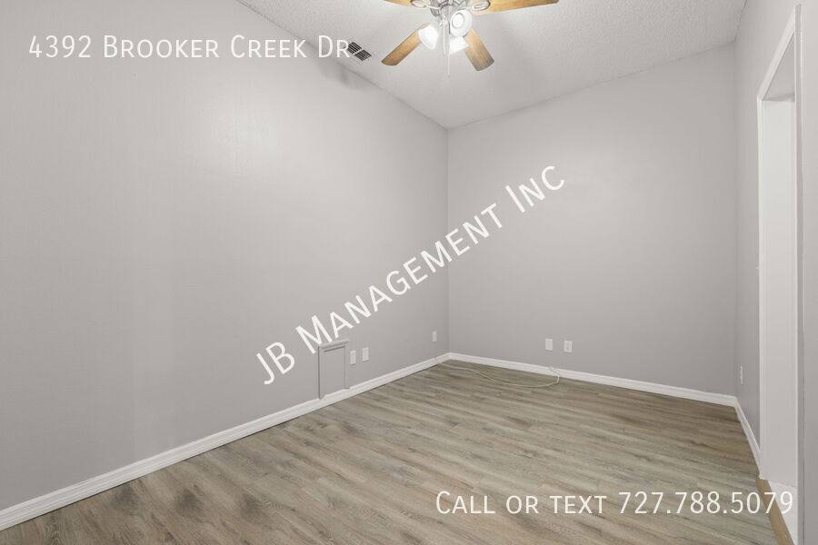 House for rent at 4392 Brooker Creek Dr, Palm Harbor, FL 34685