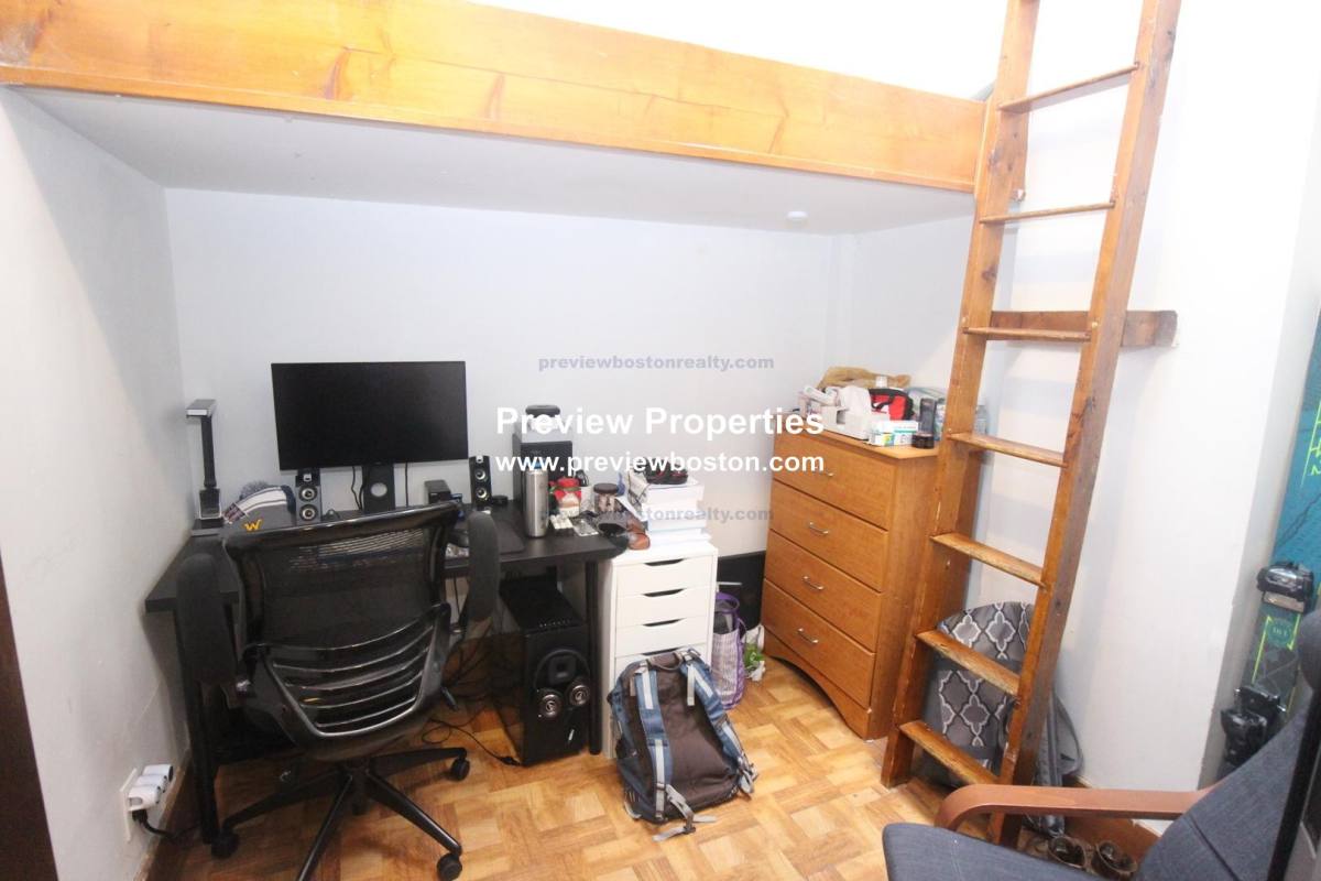 Apartment for rent at 17 Aberdeen St #6P, Boston, MA 02115