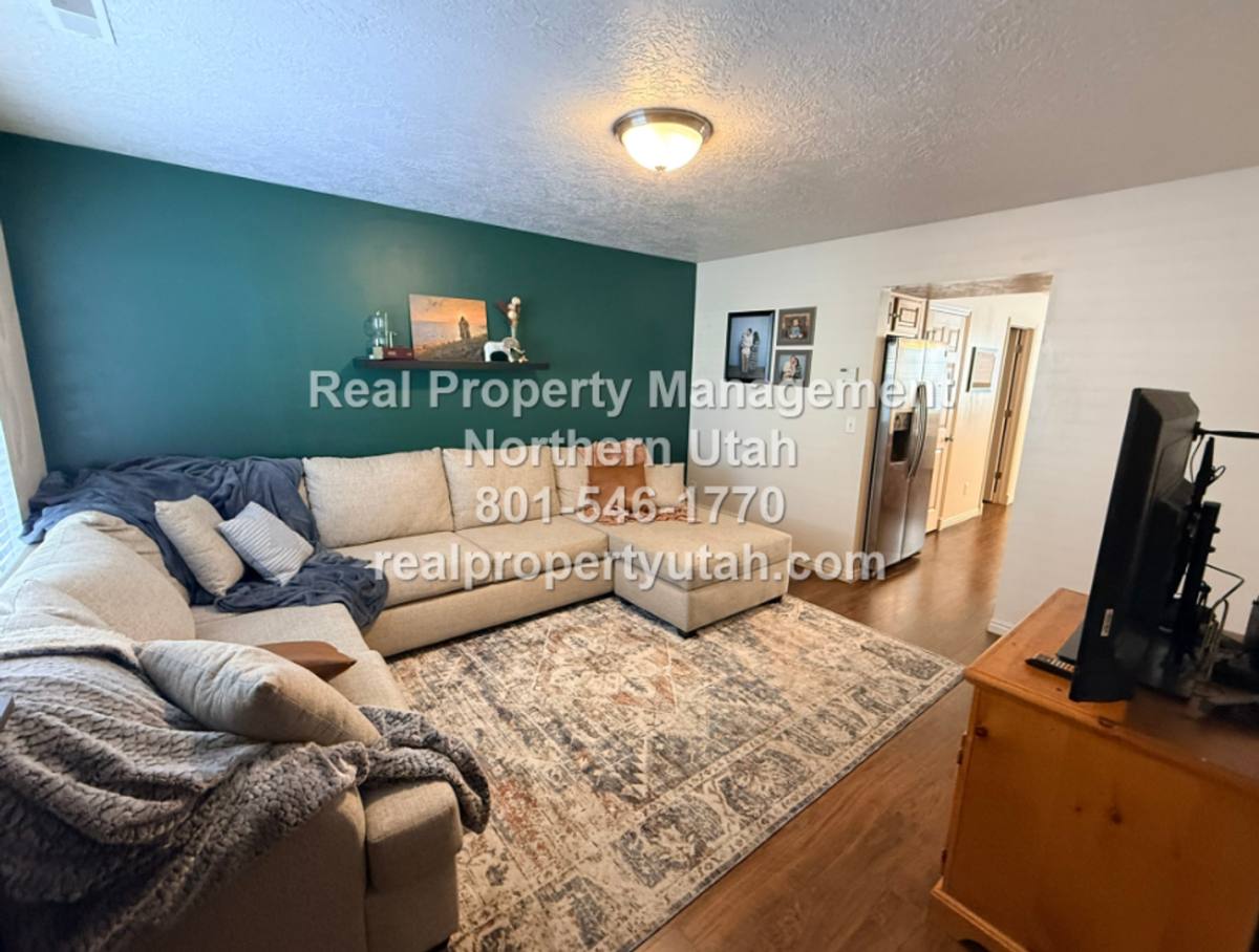 Townhouse for rent at 1241 E 6125 S, Ogden, UT 84405