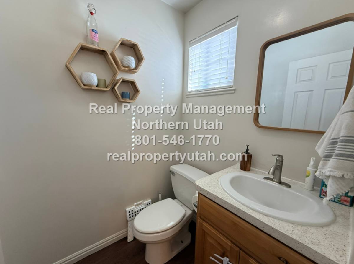 Townhouse for rent at 1241 E 6125 S, Ogden, UT 84405