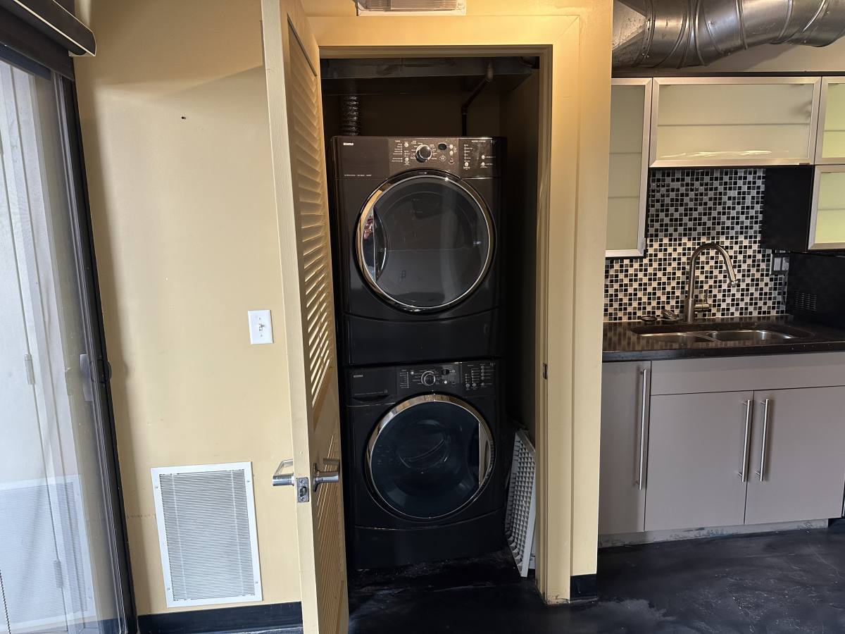 Apartment for rent at 328 W 200 S #407, Salt Lake City, UT 84101