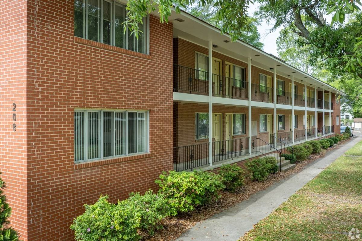 Apartment for rent at 208 S Elm St, Greenville, NC 27858