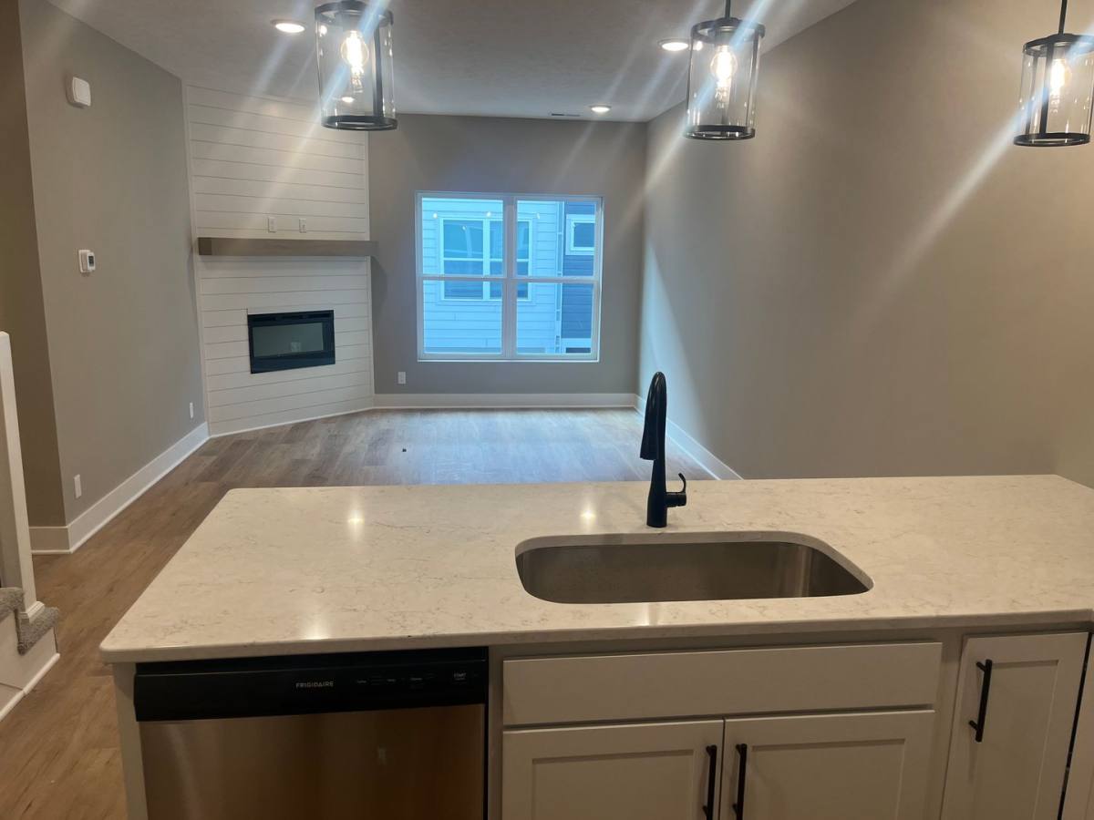 Townhouse for rent at 1919 Dahlman Rows Plaza, Omaha, NE 68108