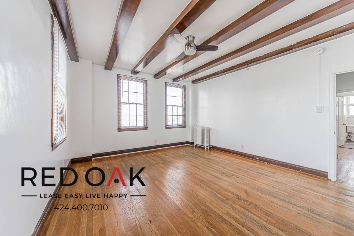Condo for rent at 2505 W 6th St #903, Los Angeles, CA 90057
