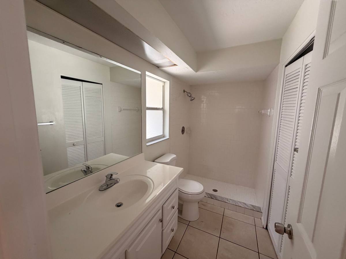 House for rent at 4513 Groveland, Sarasota, FL 34231