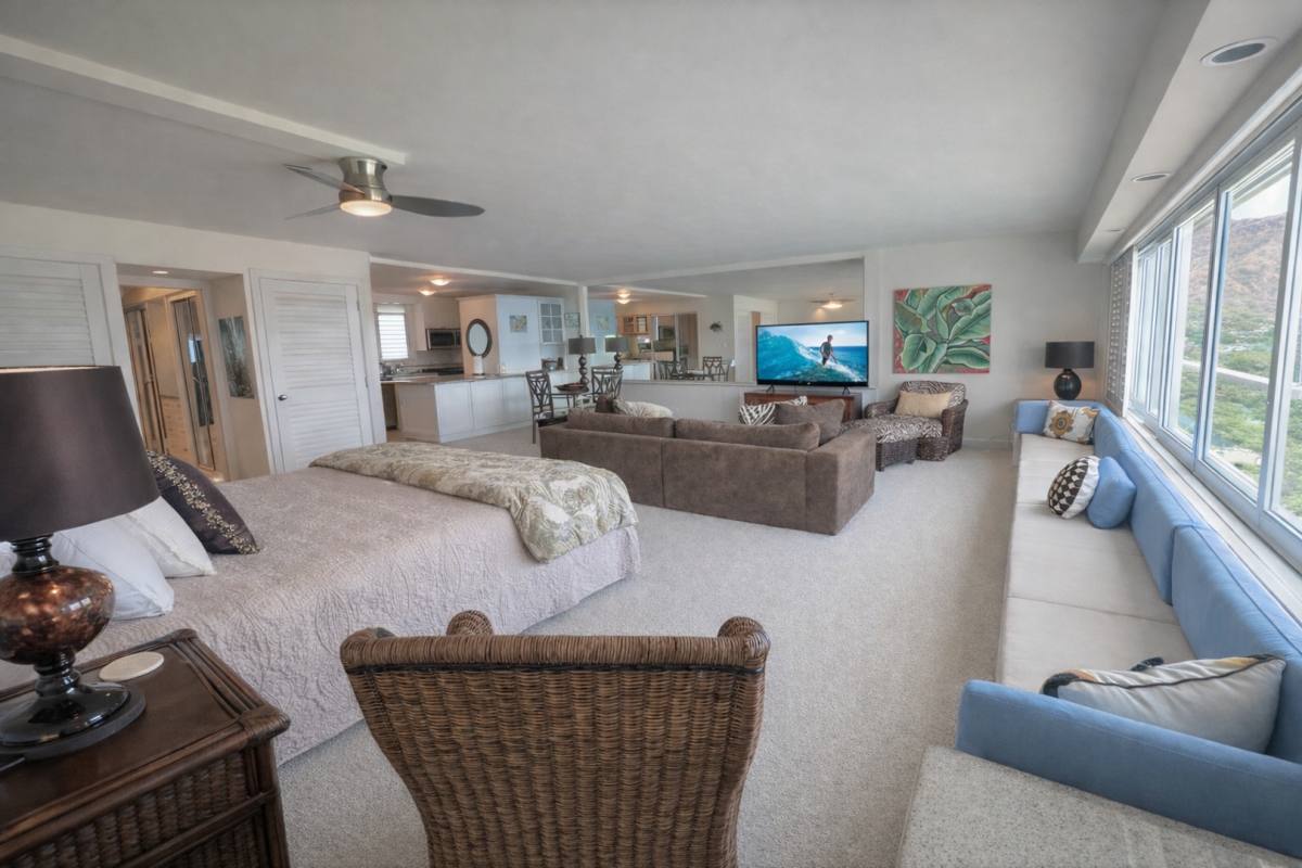 Condo for rent at 2895 Kalakaua Ave, Honolulu, HI 96815