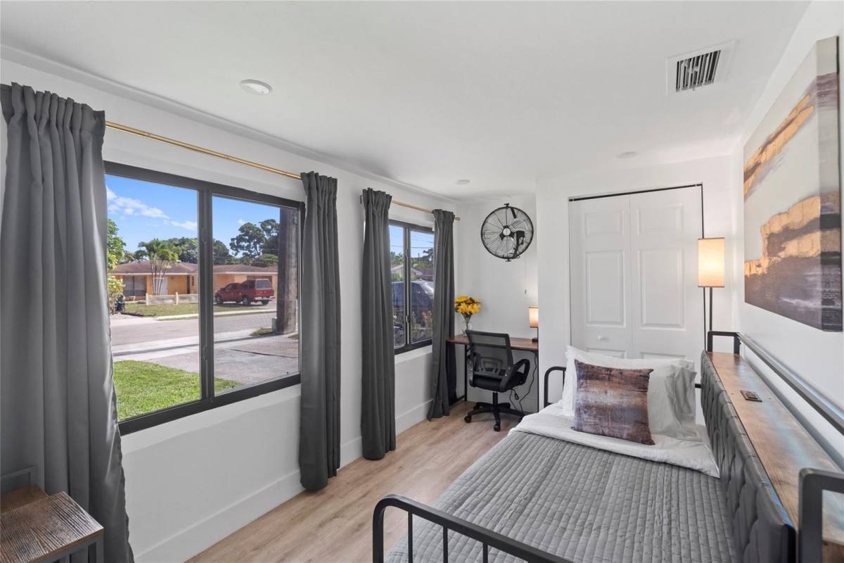 House for rent at 719 NE 36th St, Fort Lauderdale, FL 33334