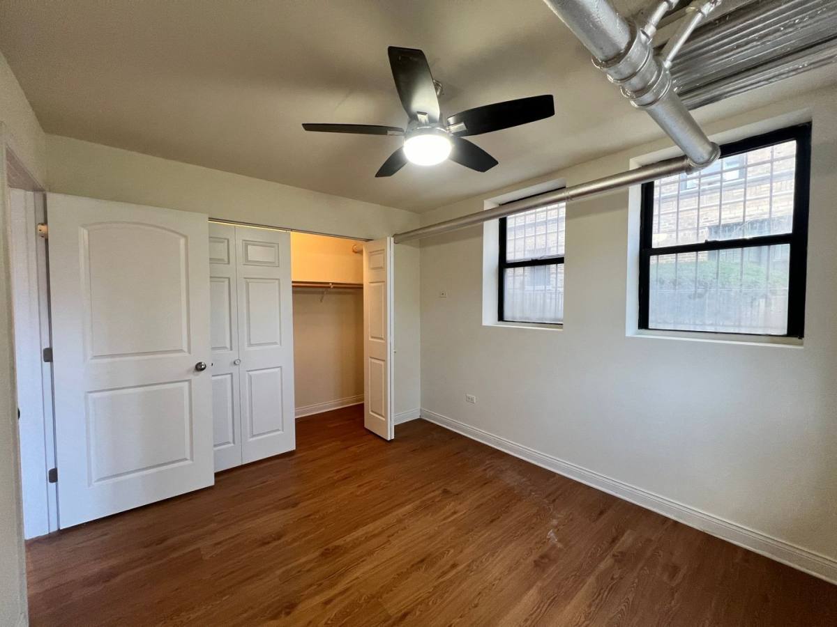 Apartment for rent at 712-720 W Grace #BS, Chicago, IL 60613