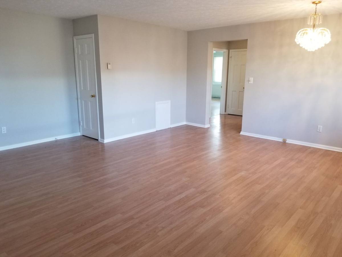 House for rent at 13789 Cedar Rd, Cleveland, OH 44118