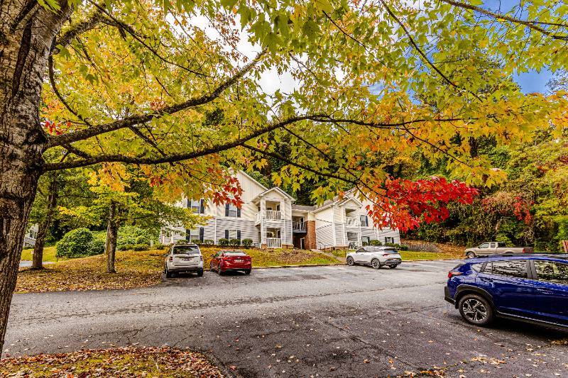 Apartment for rent at 585 Franklin Grove Church Rd #5G, Bryson City, NC 28713