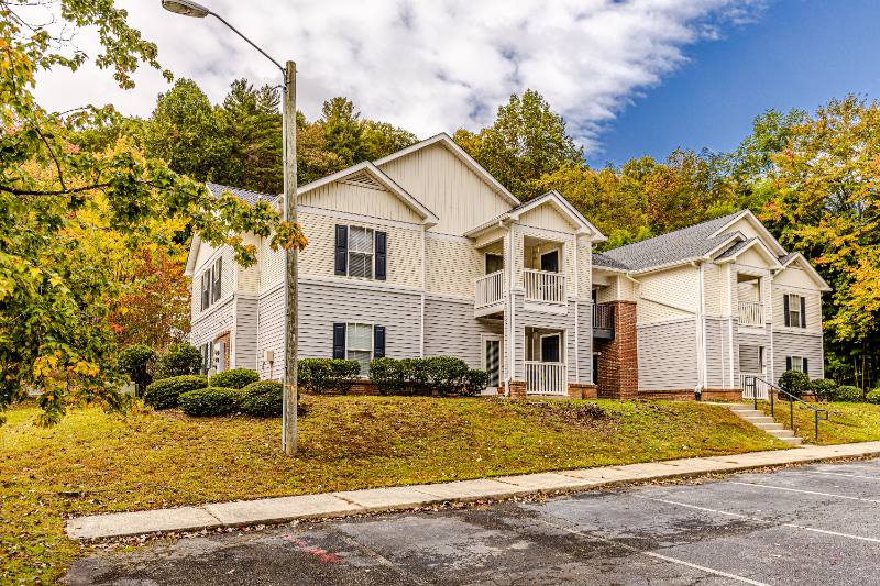 Apartment for rent at 585 Franklin Grove Church Rd #5G, Bryson City, NC 28713