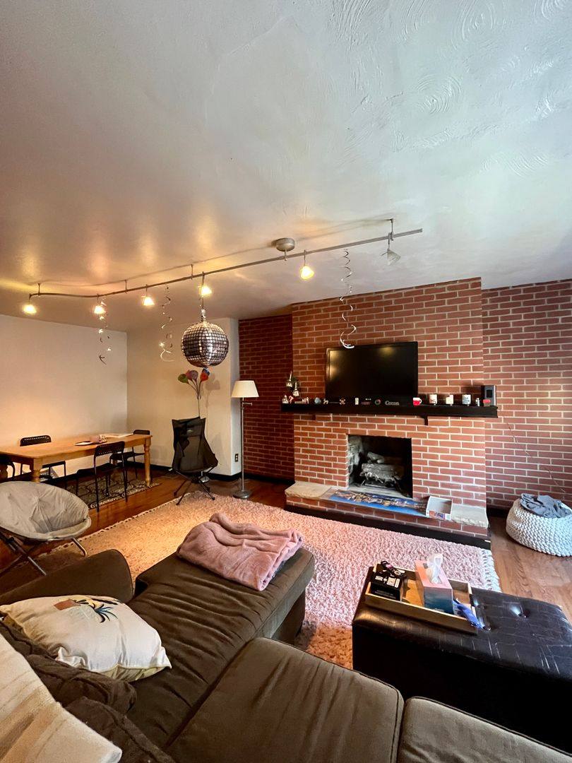 Apartment for rent at 49 S 11th St, Pittsburgh, PA 15203