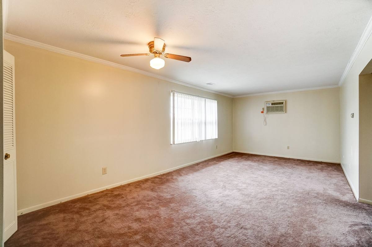 Apartment for rent at 4151 Cleveland Ave, Columbus, OH 43224