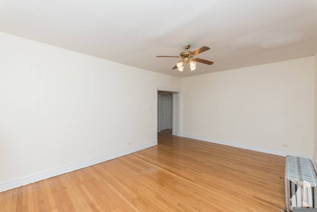 Apartment for rent at 1839 W Foster Ave #1, Chicago, IL 60640
