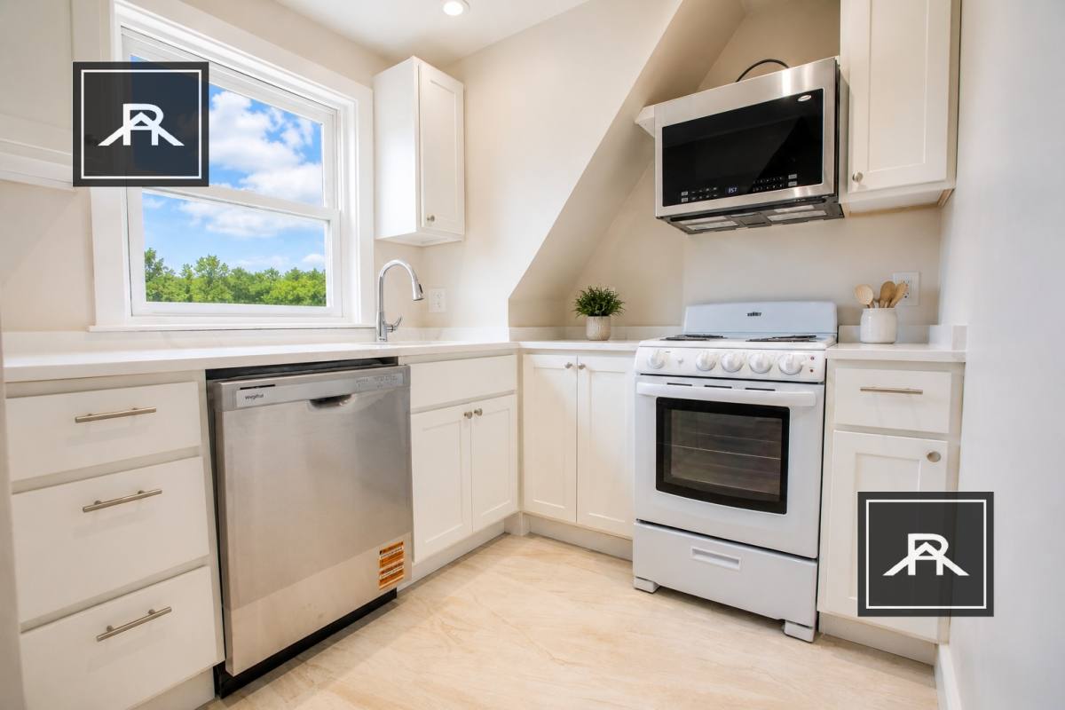 Apartment for rent at 23 Garrison #4, Brookline, MA 02445