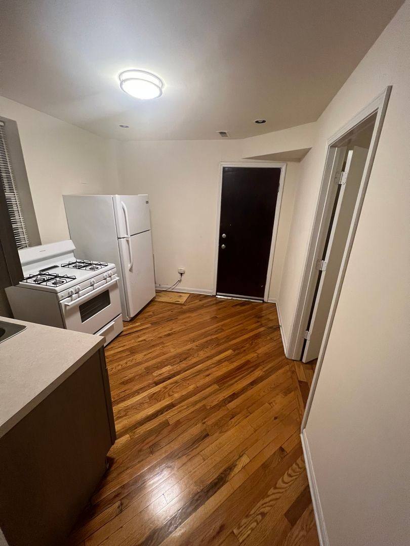 Apartment for rent at 1638 N Western Ave #1, Chicago, IL 60647