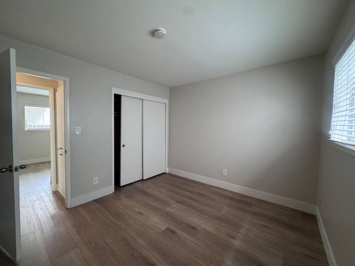Apartment for rent at 1417 T St, Sacramento, CA 95811