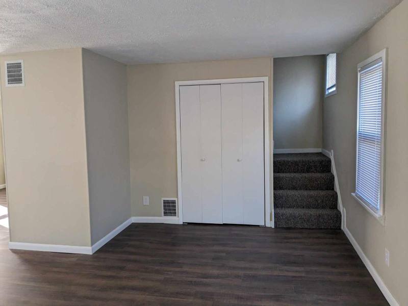House for rent at 192 E 315th St, Eastlake, OH 44095