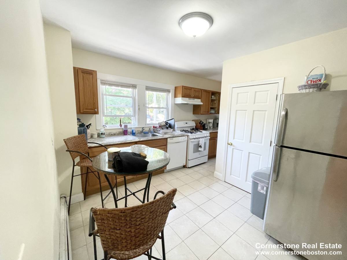 Apartment for rent at 31 High St #2F, Brookline, MA 02445