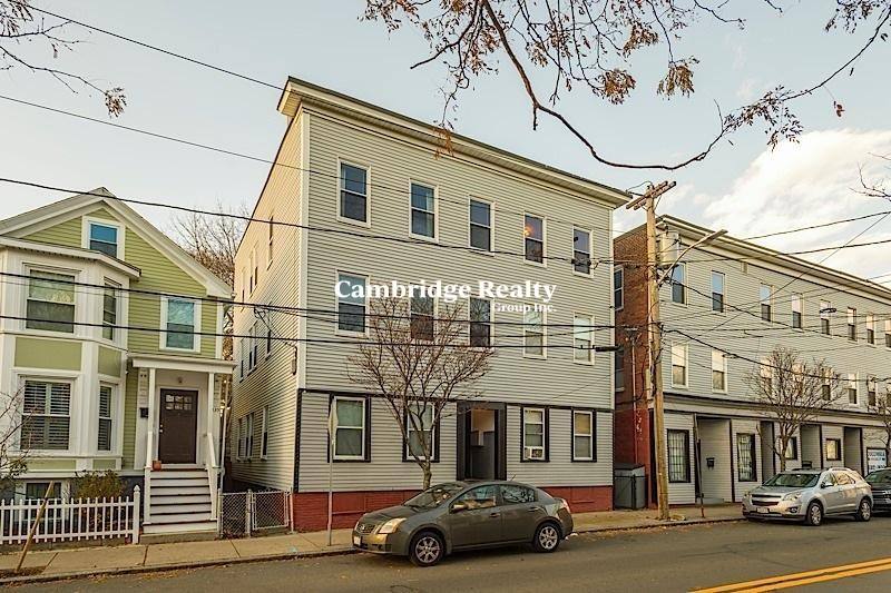 Apartment for rent at 147 Columbia St #2T, Cambridge, MA 02139
