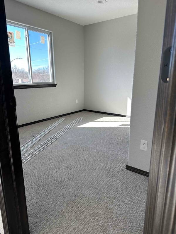 Townhouse for rent at 612 E 10th St, El Dorado, KS 67042
