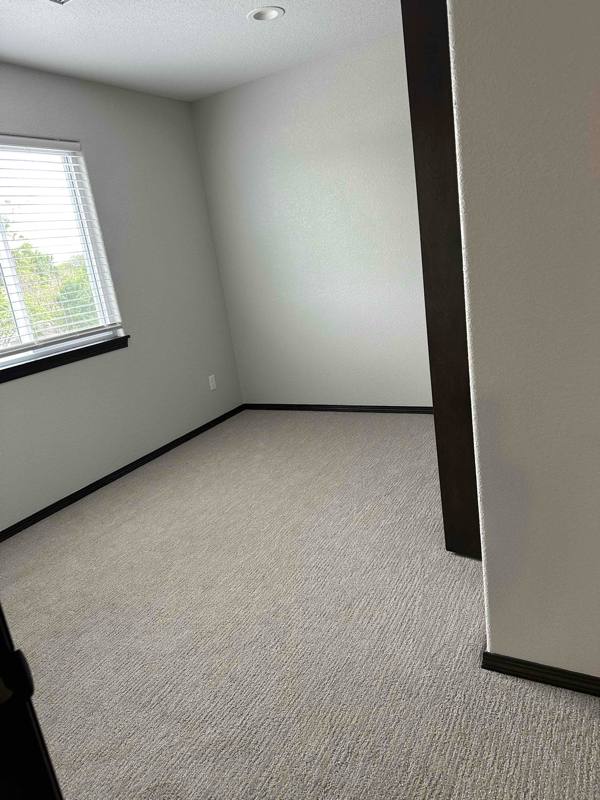 Townhouse for rent at 612 E 10th St, El Dorado, KS 67042