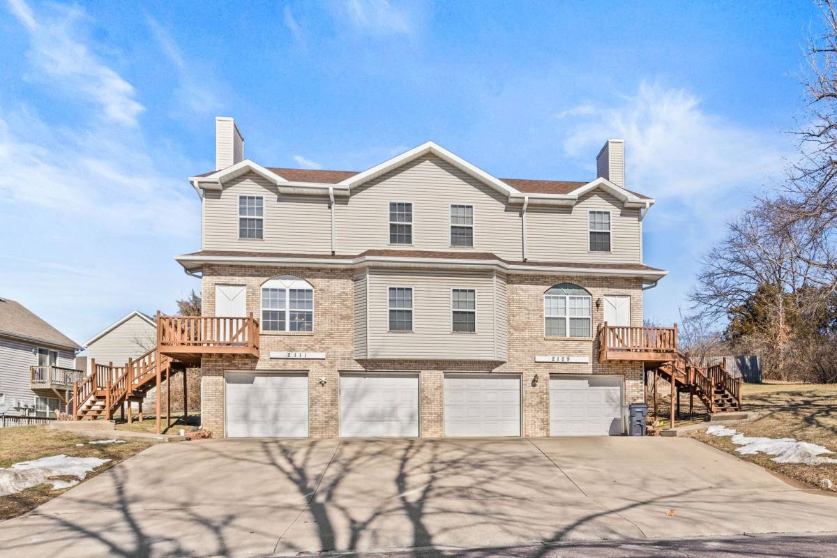 Apartment for rent at 2109 - 2111 Primrose Dr, Columbia, MO 65202