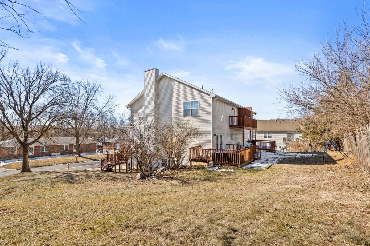 Apartment for rent at 2109 - 2111 Primrose Dr, Columbia, MO 65202