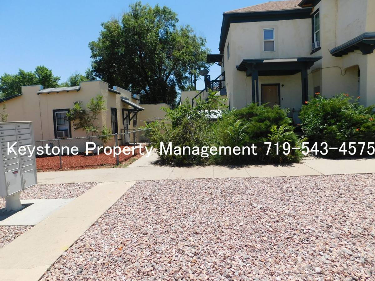 Apartment for rent at 300 E 3rd St, Pueblo, CO 81003